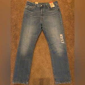 Women’s Levi 501 jeans